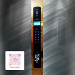 28- شستی احضار داخل کابین فریم استیل طلایی میرور شیشه سکوریت نمراتور ریزشی بزرگ 6 دات فوتوفریم 8 اینچ لمسی